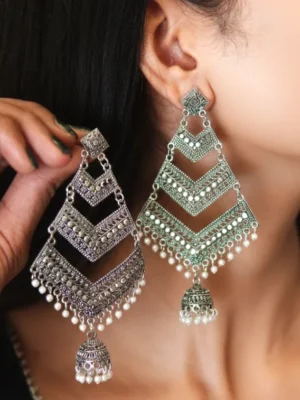 Multi-layer earrings for women – stylish and lightweight jewelry