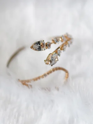 Stylish party wear kada for women – handcrafted golden bracelet by Huviena